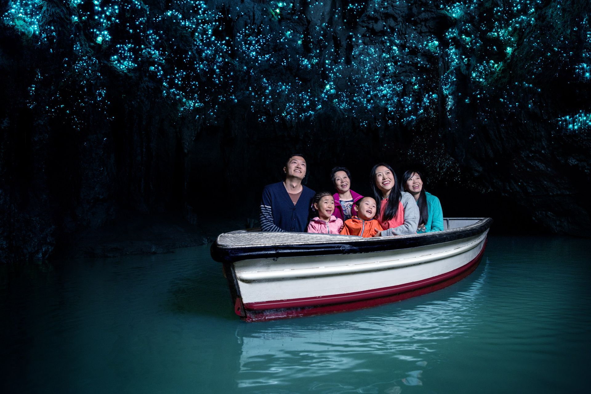 Waitomo Glowworm Caves